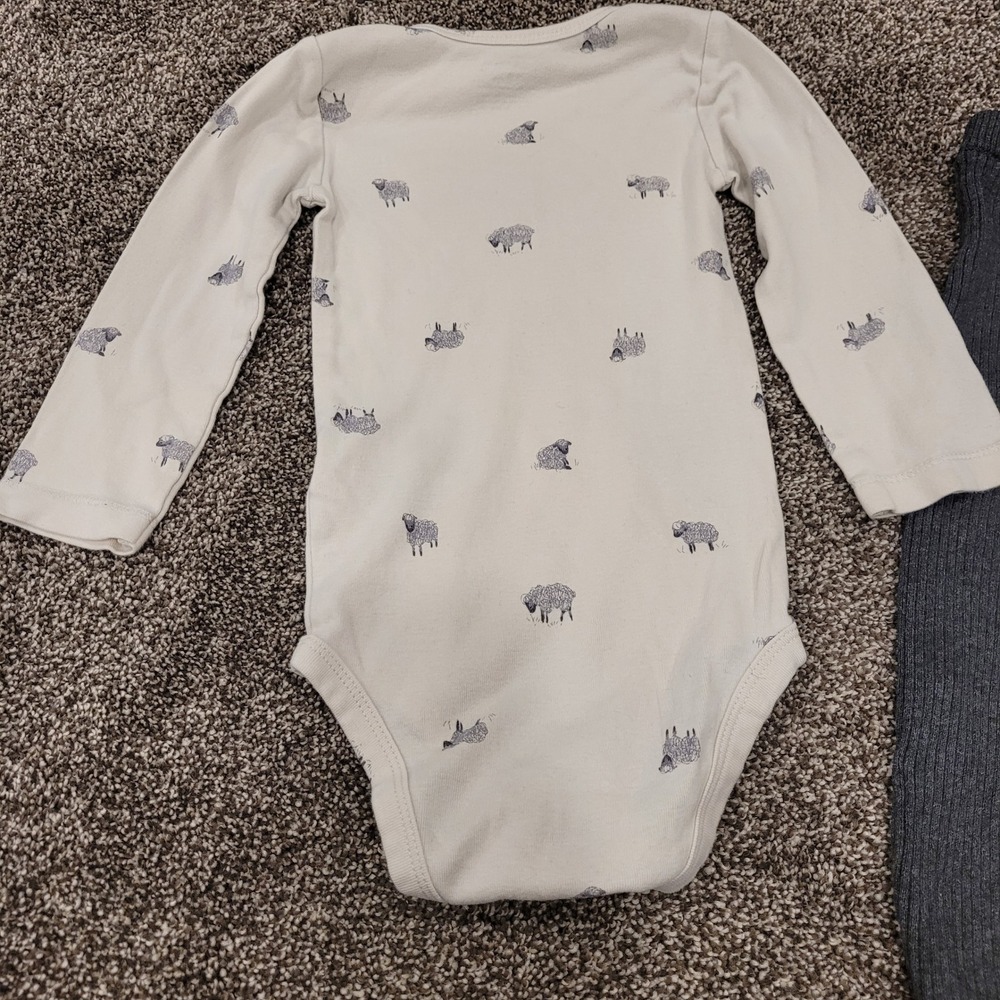 Carters Baby 18M Sheep Print Bodysuit and Gray Ribbed Suspender Pants Set 2pc - Picture 3 of 9
